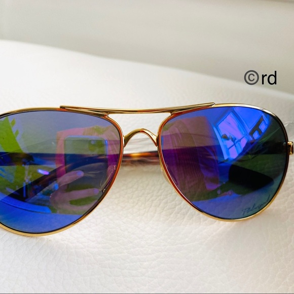 Oakley Aviator Polarized Blue Gold Sunglasses main image 10